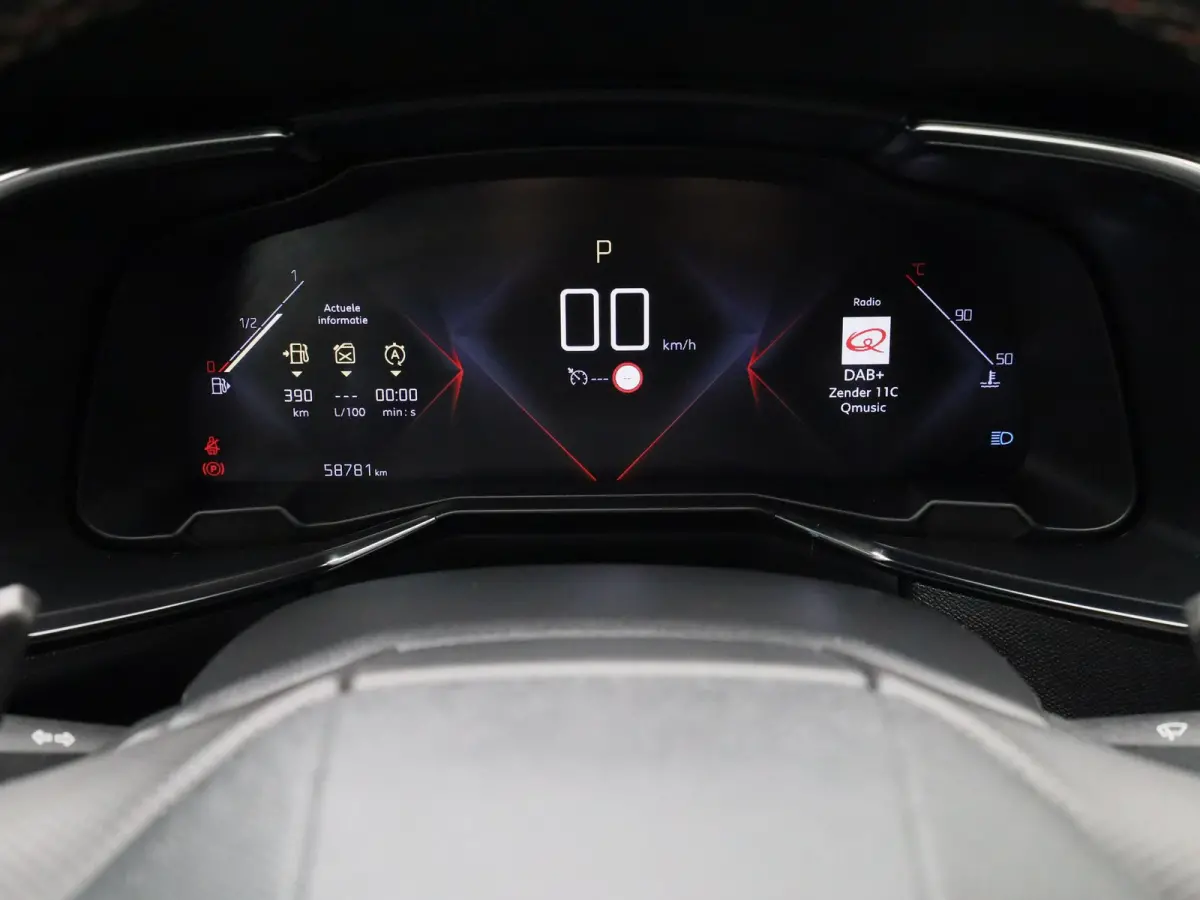 1.2 PureTech 130 PK Automaat Performance Line | CAMERA | CARPLAY
