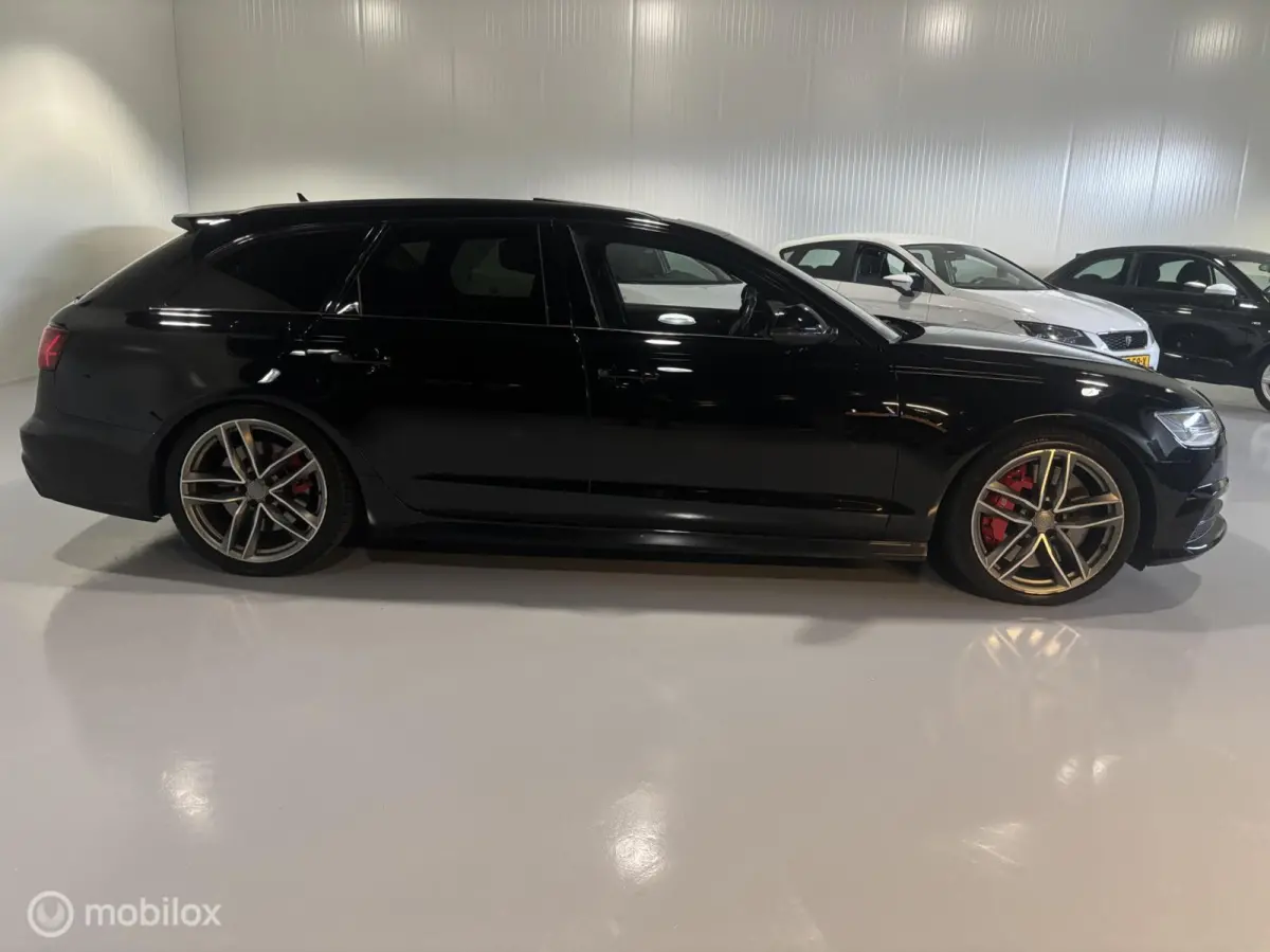 4.0 TFSI S-Line 450PK