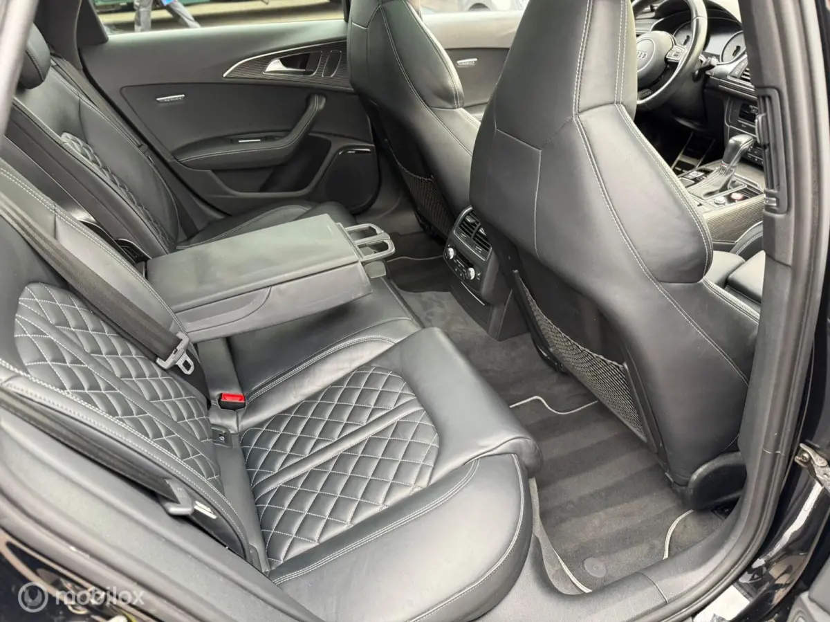 4.0 TFSI S-Line 450PK
