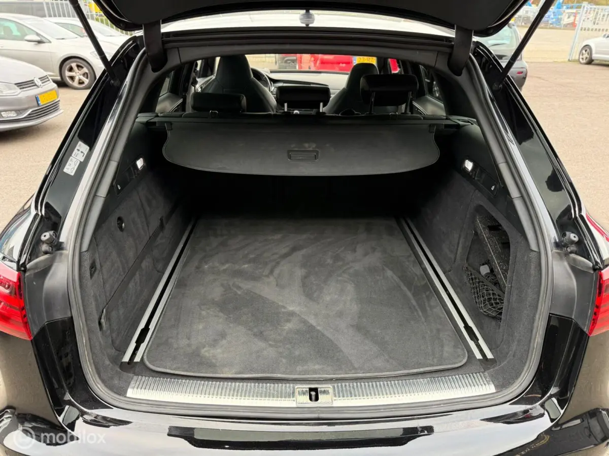 4.0 TFSI S-Line 450PK