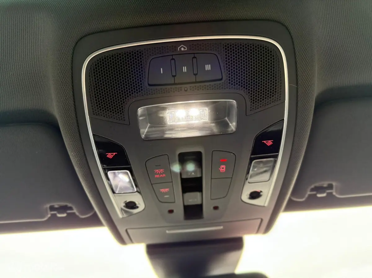 4.0 TFSI S-Line 450PK