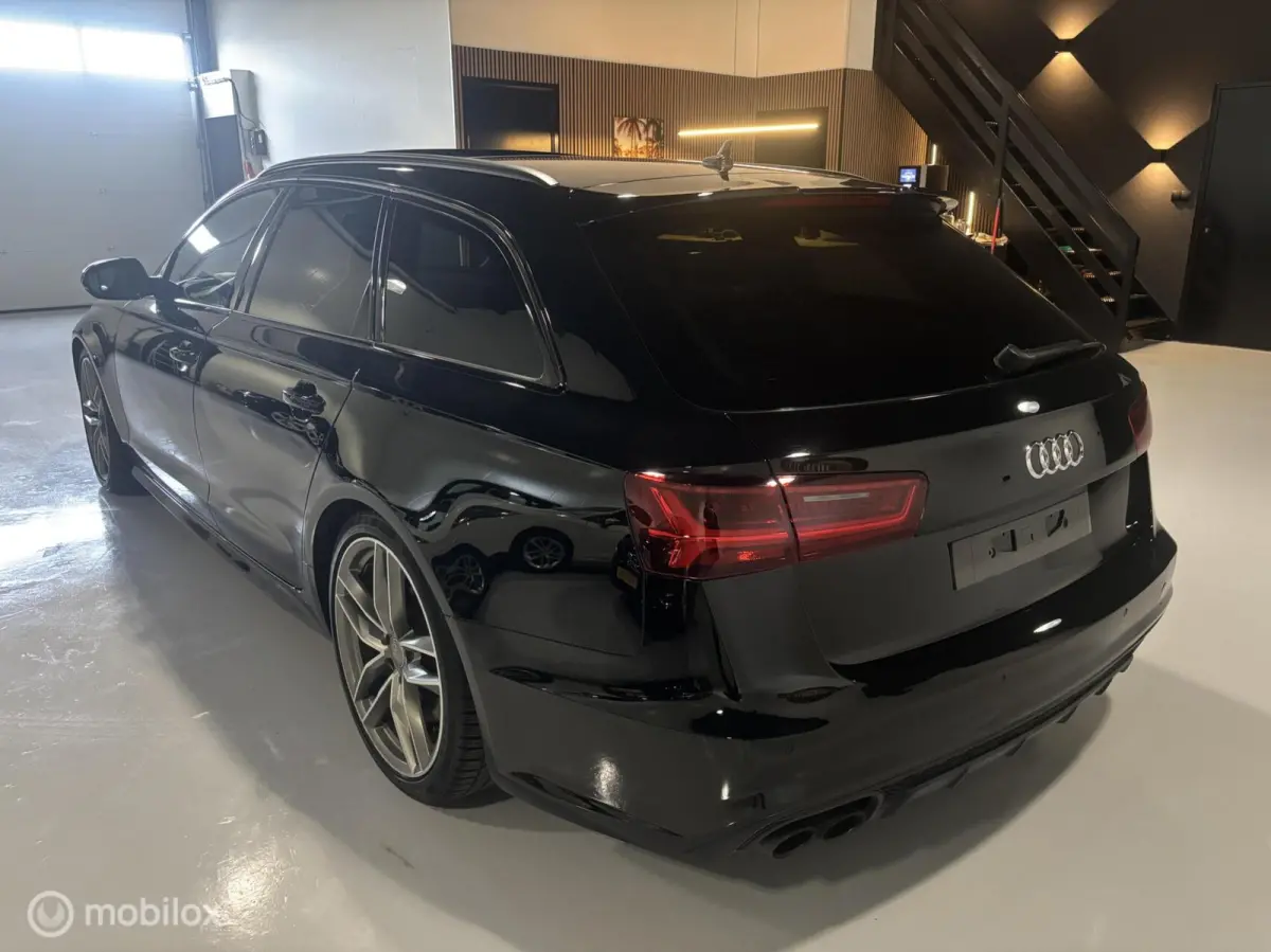 4.0 TFSI S-Line 450PK