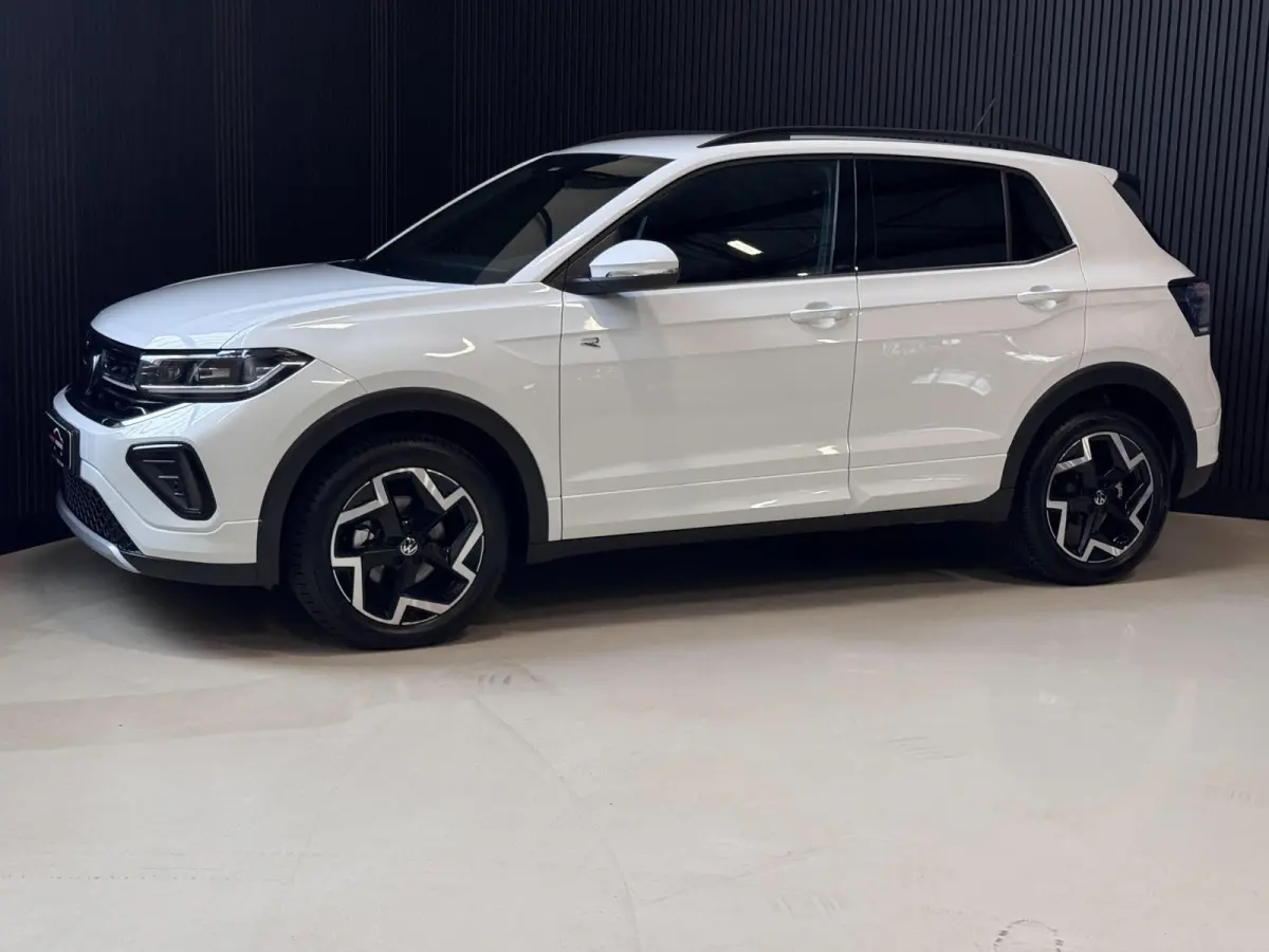 1.5 TSI R-Line DSG | IQ LED | CAMERA | TREKHAAK | NIEUWSTAAT!