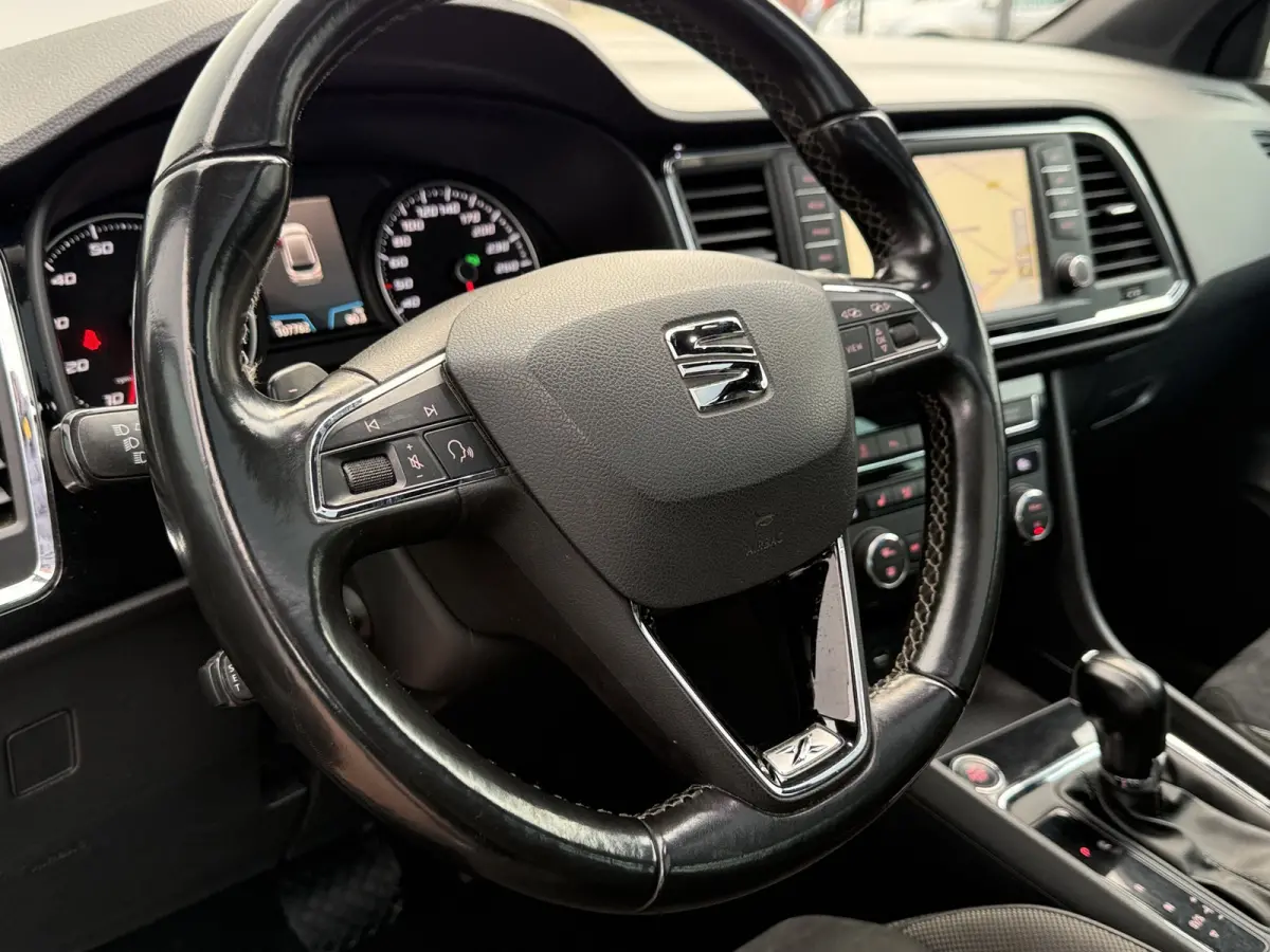 1.4 EcoTSI 150pk DSG Xcellence | Pano dak | Trekhaak | Camera