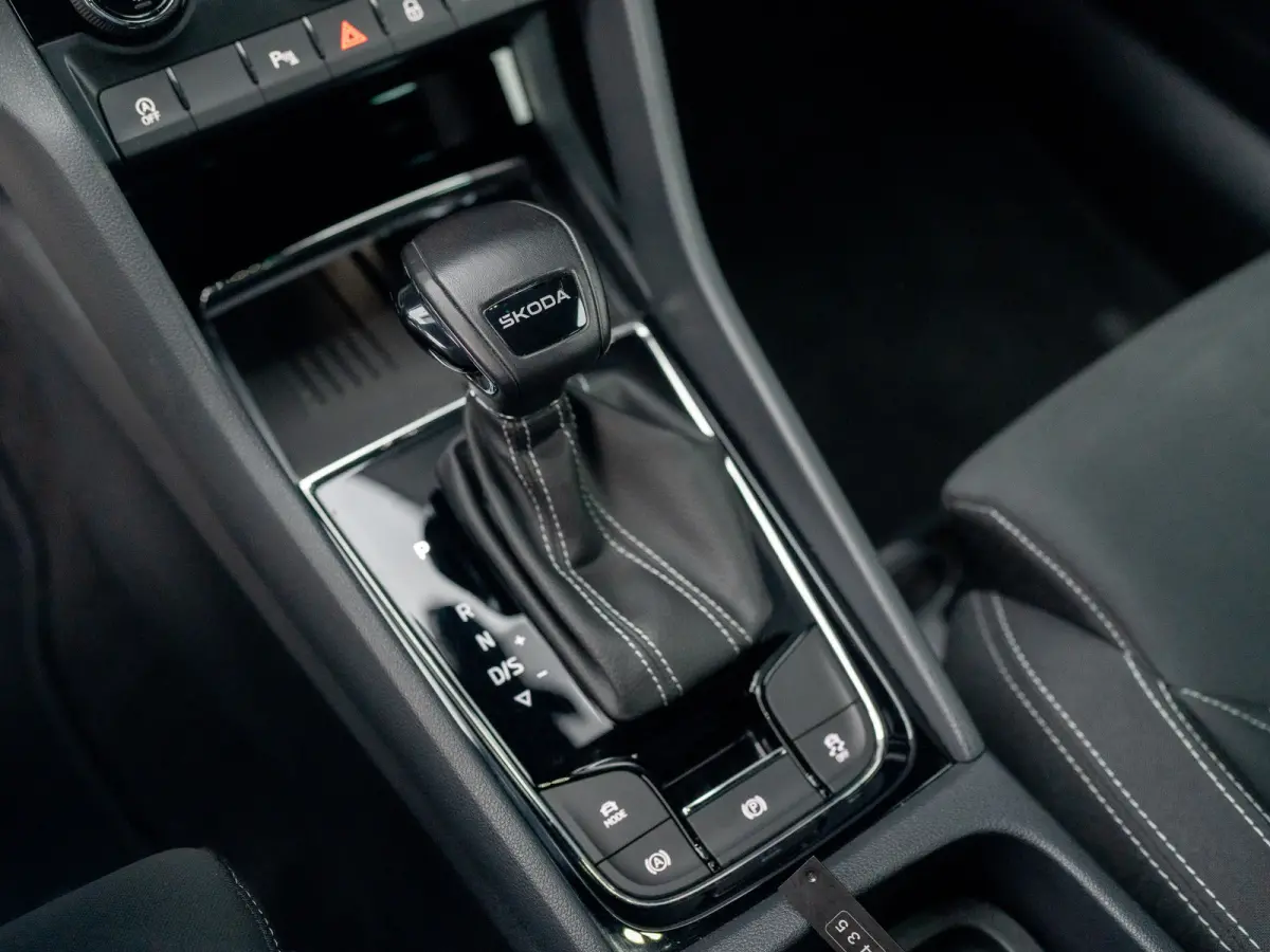 1.5 TSI ACT Sportline Business | Elk. A- Klep | Camera | 19'' | Adapt. Cr. | Keyless | Stoel & Stuur verw. | Prijs Rijklaar!!