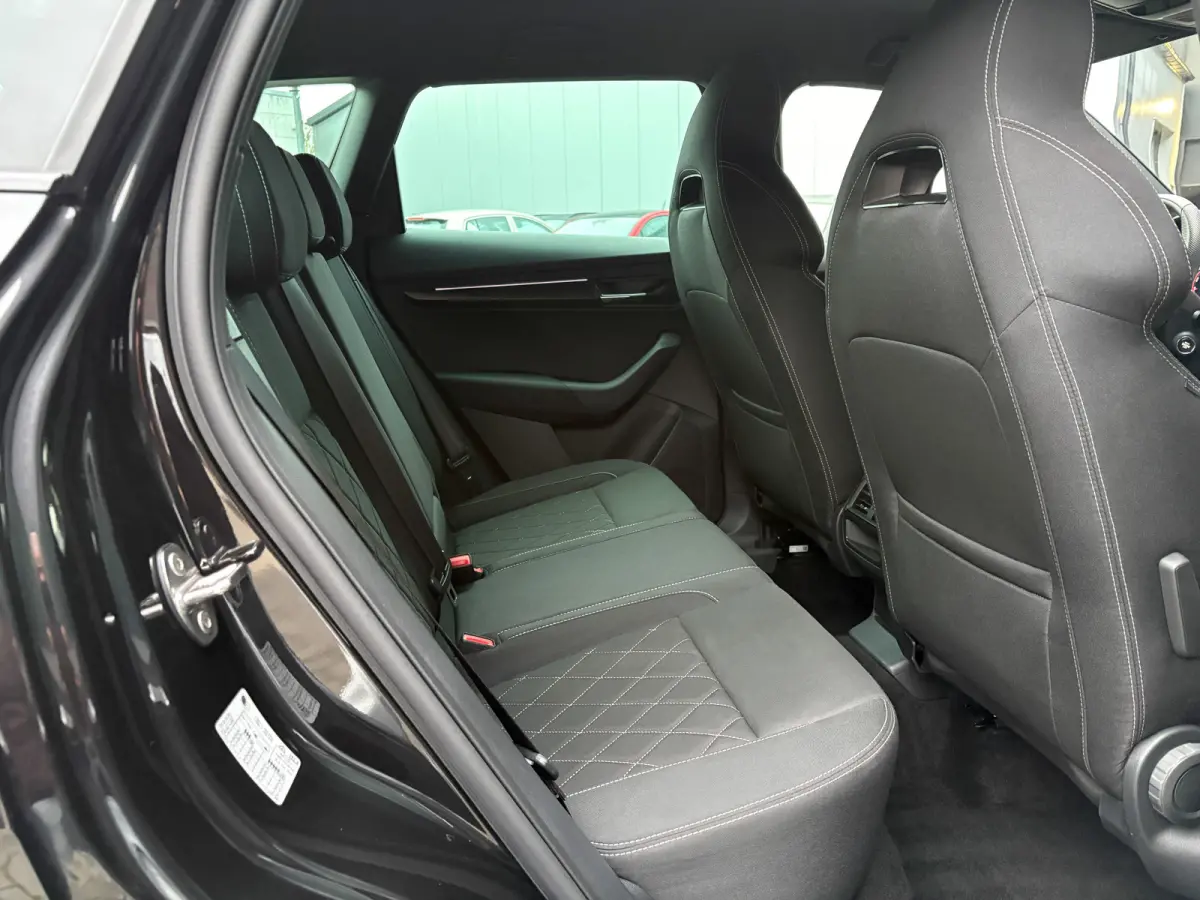 1.5 TSI ACT Sportline Business | Elk. A- Klep | Camera | 19'' | Adapt. Cr. | Keyless | Stoel & Stuur verw. | Prijs Rijklaar!!