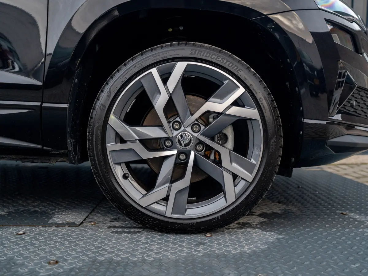 1.5 TSI ACT Sportline Business | Elk. A- Klep | Camera | 19'' | Adapt. Cr. | Keyless | Stoel & Stuur verw. | Prijs Rijklaar!!