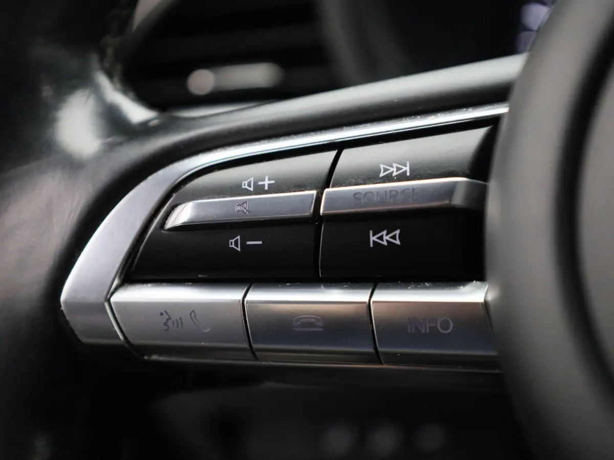 2.0 e-SkyActiv-X M Hybrid 186 Comfort | 186 PK |  Apple Carplay/Android Auto | Cruise Control | Lederen Bekleding | Stoelverwarming | Head-up Display | Achteruitrijcamera |