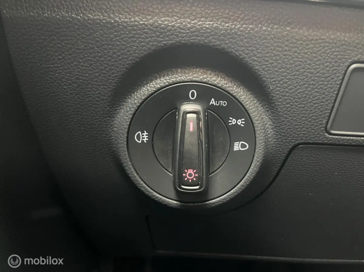 1.0 EcoTSI FR DSG LED*CAMERA*CRUISE*NAVI*PDC*