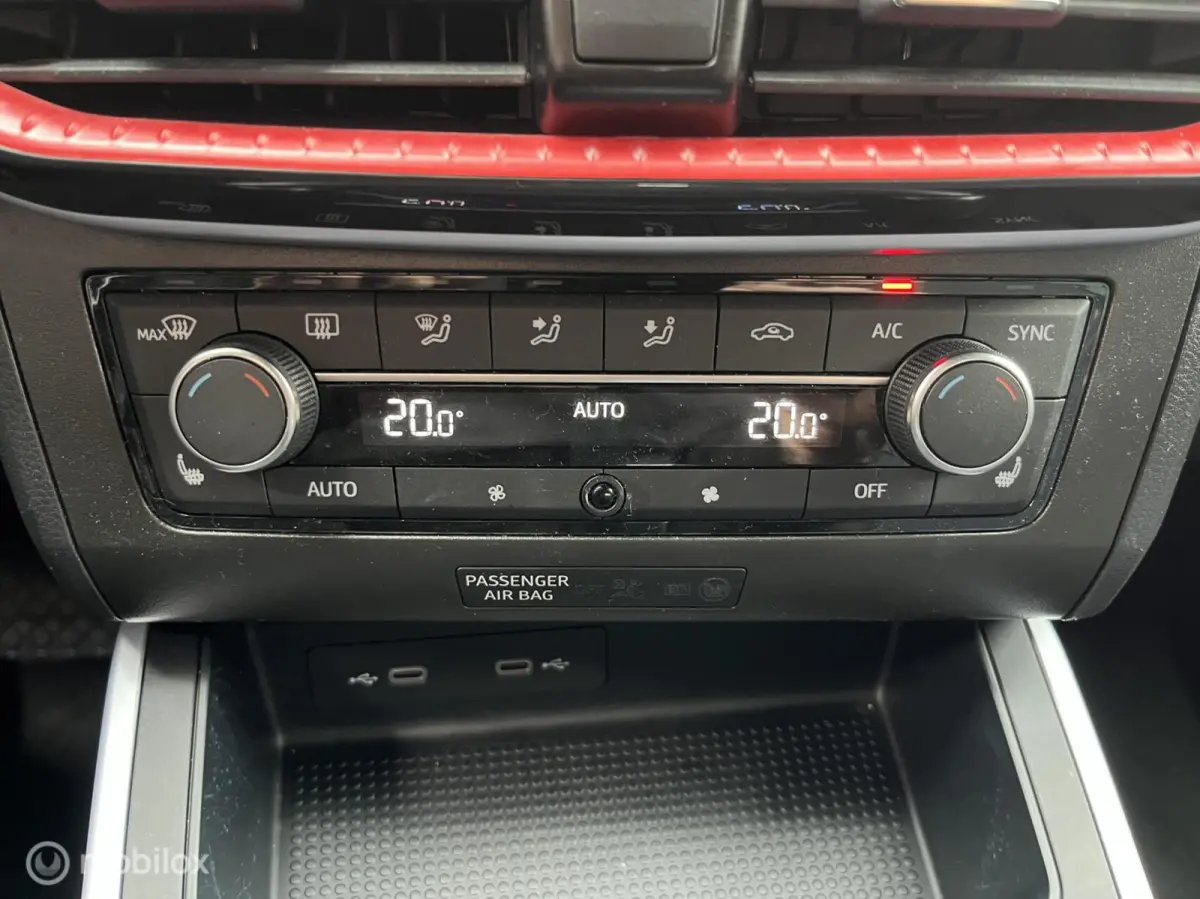 1.0 EcoTSI FR DSG LED*CAMERA*CRUISE*NAVI*PDC*