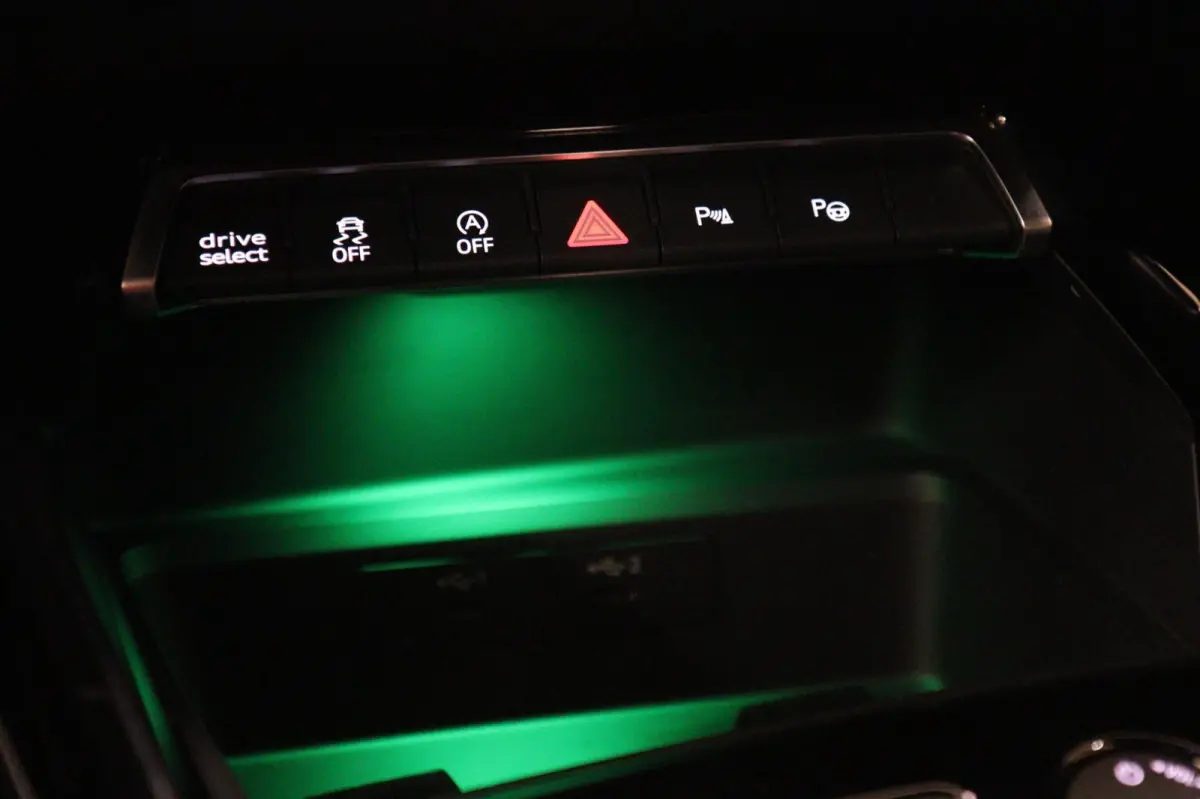 2.5 TFSI quattro HULK PANO/KERAMISCH/B&O/HUD/CARBONSPOILER/VOL