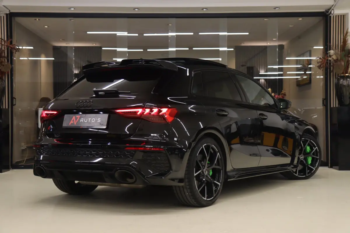 2.5 TFSI quattro HULK PANO/KERAMISCH/B&O/HUD/CARBONSPOILER/VOL