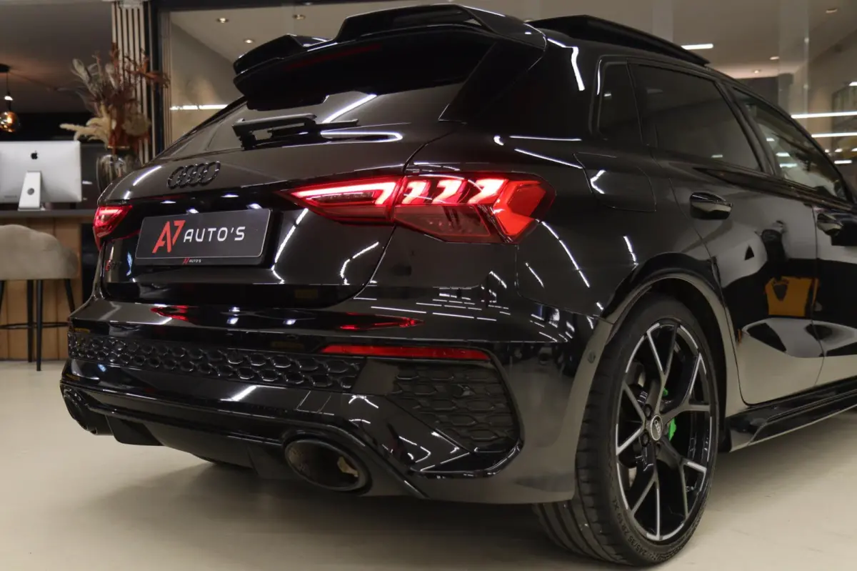 2.5 TFSI quattro HULK PANO/KERAMISCH/B&O/HUD/CARBONSPOILER/VOL