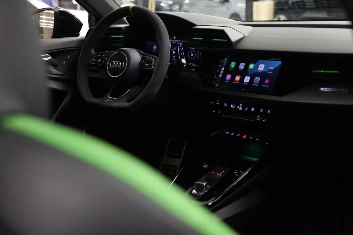 2.5 TFSI quattro HULK PANO/KERAMISCH/B&O/HUD/CARBONSPOILER/VOL