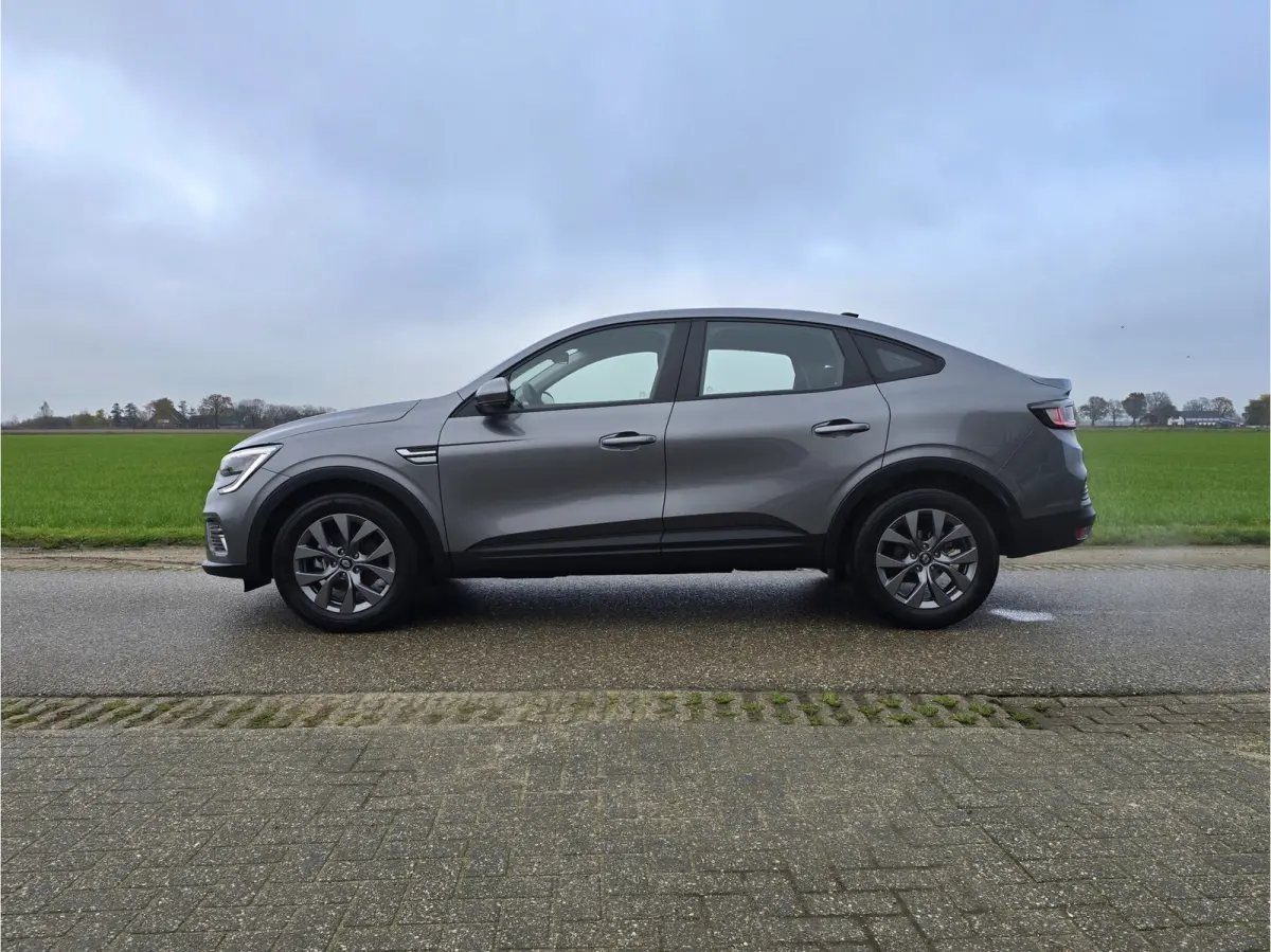 1.6 E-Tech Full Hybrid 145 Evolution - 145 Pk - Euro 6 - ParkeerCamera - Navi - AppleCarplay AndroidAuto