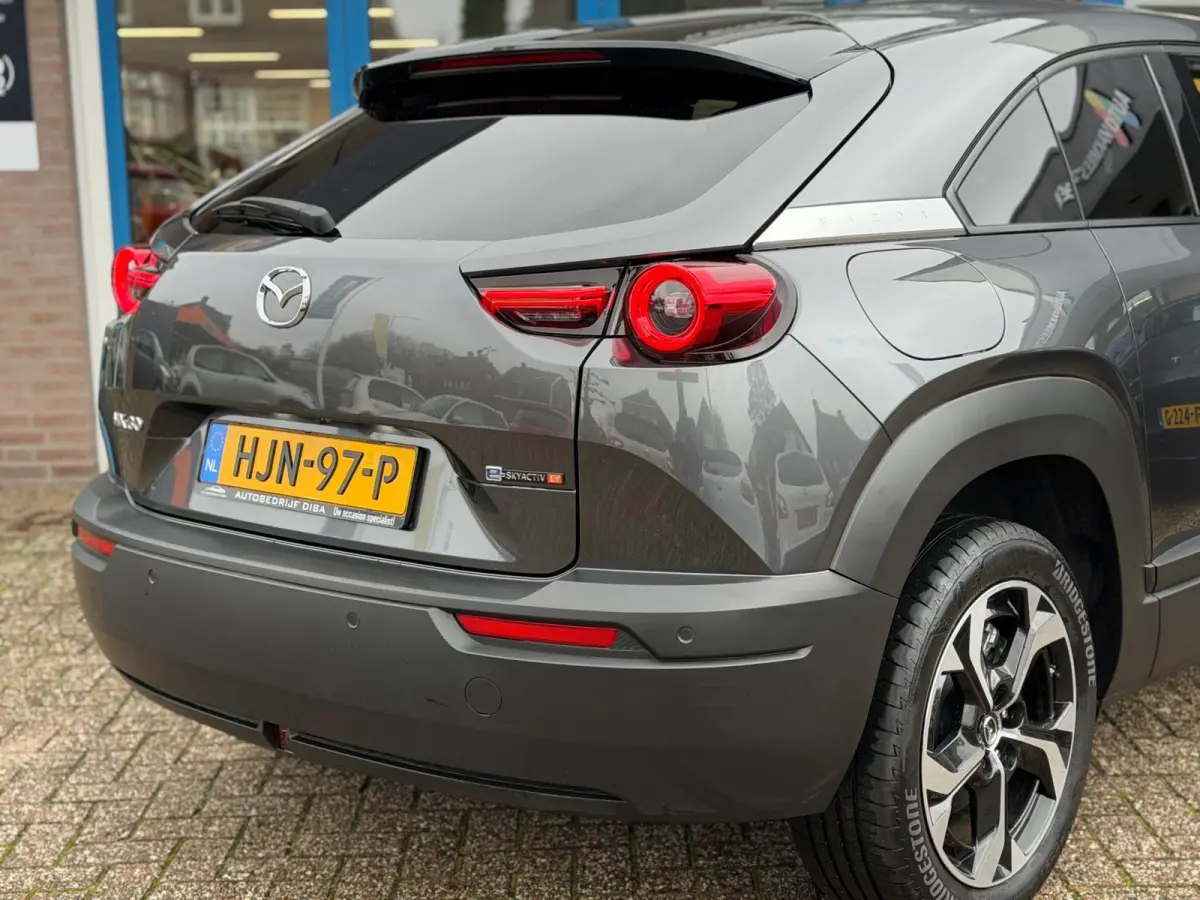 E-SkyActiv R-EV 170 Advantage 2025 AUT NAVI NAP