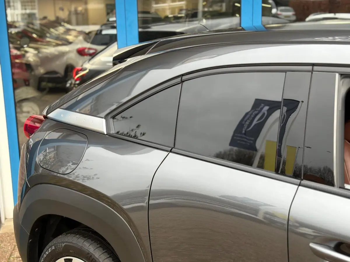 E-SkyActiv R-EV 170 Advantage 2025 AUT NAVI NAP