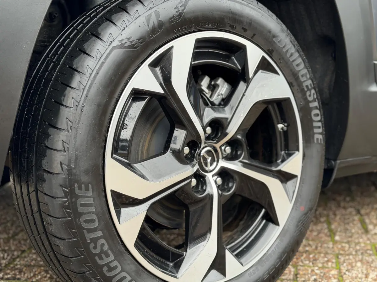 E-SkyActiv R-EV 170 Advantage 2025 AUT NAVI NAP