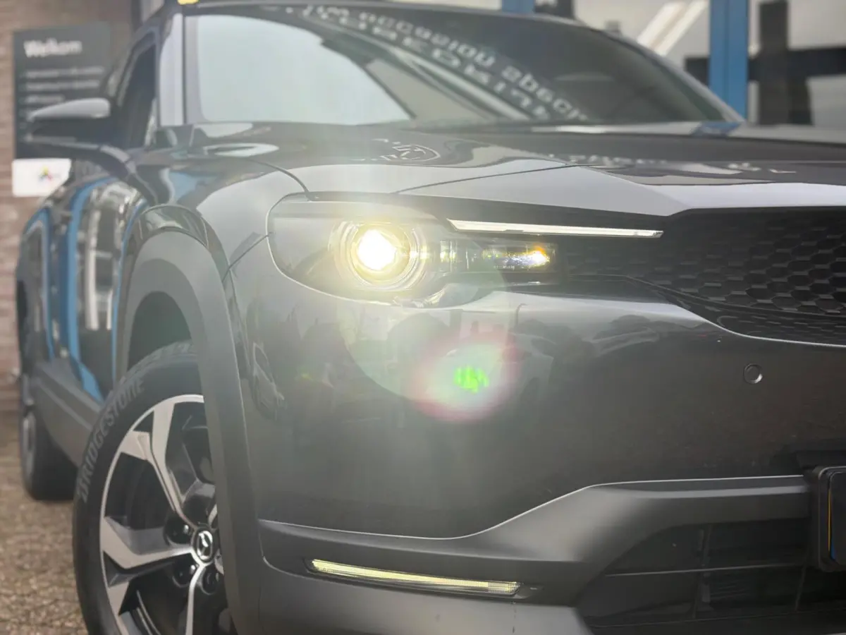 E-SkyActiv R-EV 170 Advantage 2025 AUT NAVI NAP