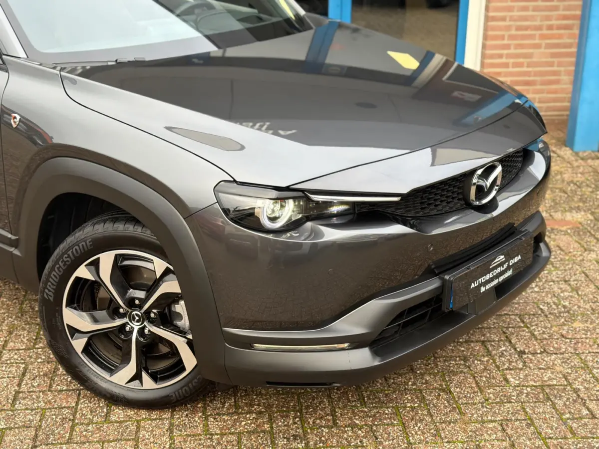 E-SkyActiv R-EV 170 Advantage 2025 AUT NAVI NAP