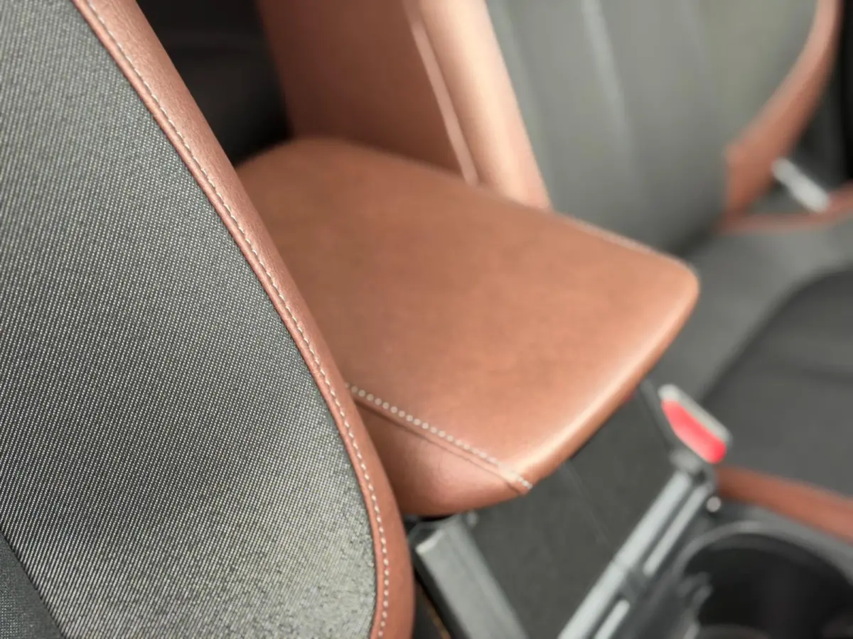 E-SkyActiv R-EV 170 Advantage 2025 AUT NAVI NAP