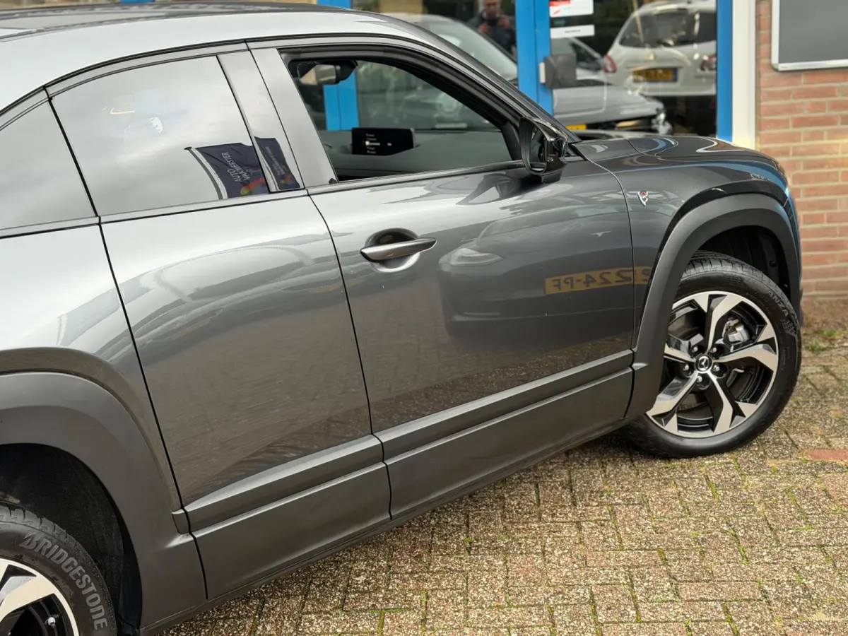 E-SkyActiv R-EV 170 Advantage 2025 AUT NAVI NAP