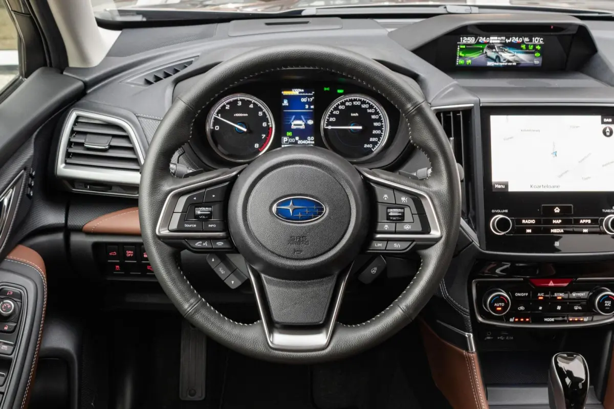 2.0i CVT e-BOXER Premium | Eyesight | Navigatie | Lederen bekleding |