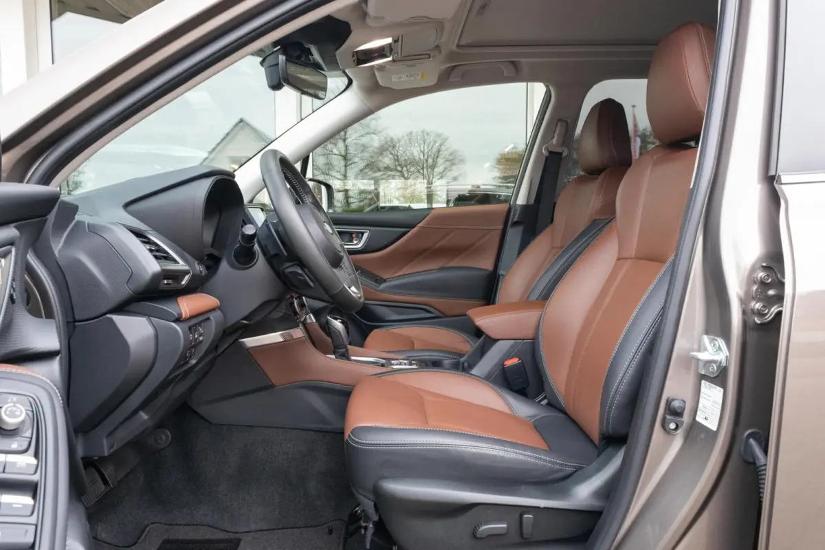 2.0i CVT e-BOXER Premium | Eyesight | Navigatie | Lederen bekleding |