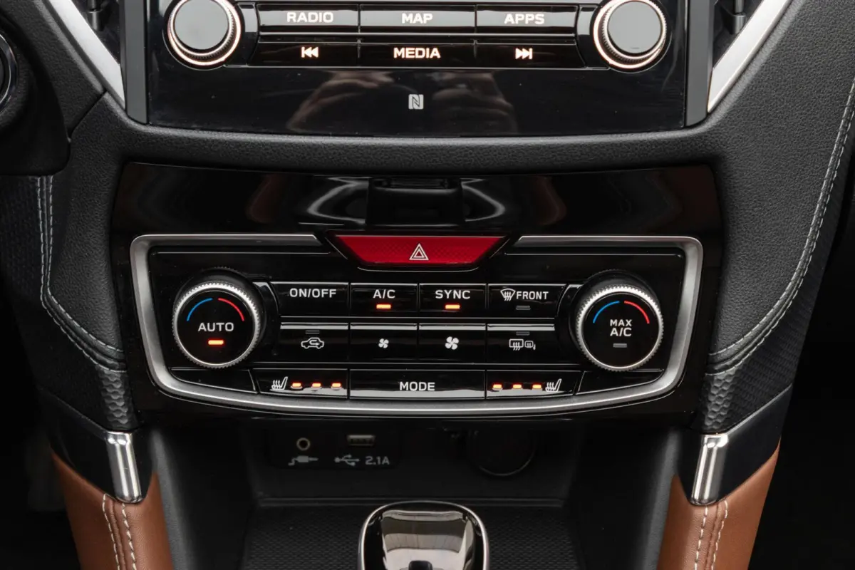 2.0i CVT e-BOXER Premium | Eyesight | Navigatie | Lederen bekleding |