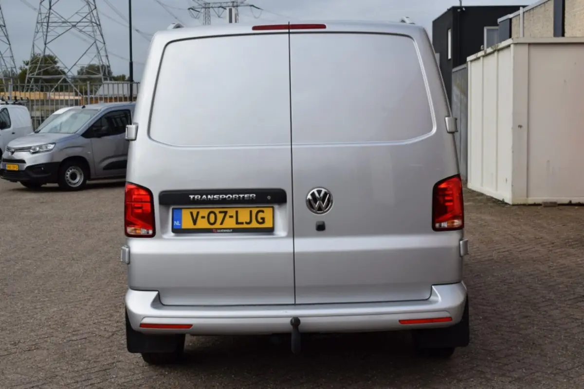 T6.1 2.0 TDI 150 PK L2H1 DC DUBBEL CABINE | AUTOMAAT | ZEER NETTE STAAT