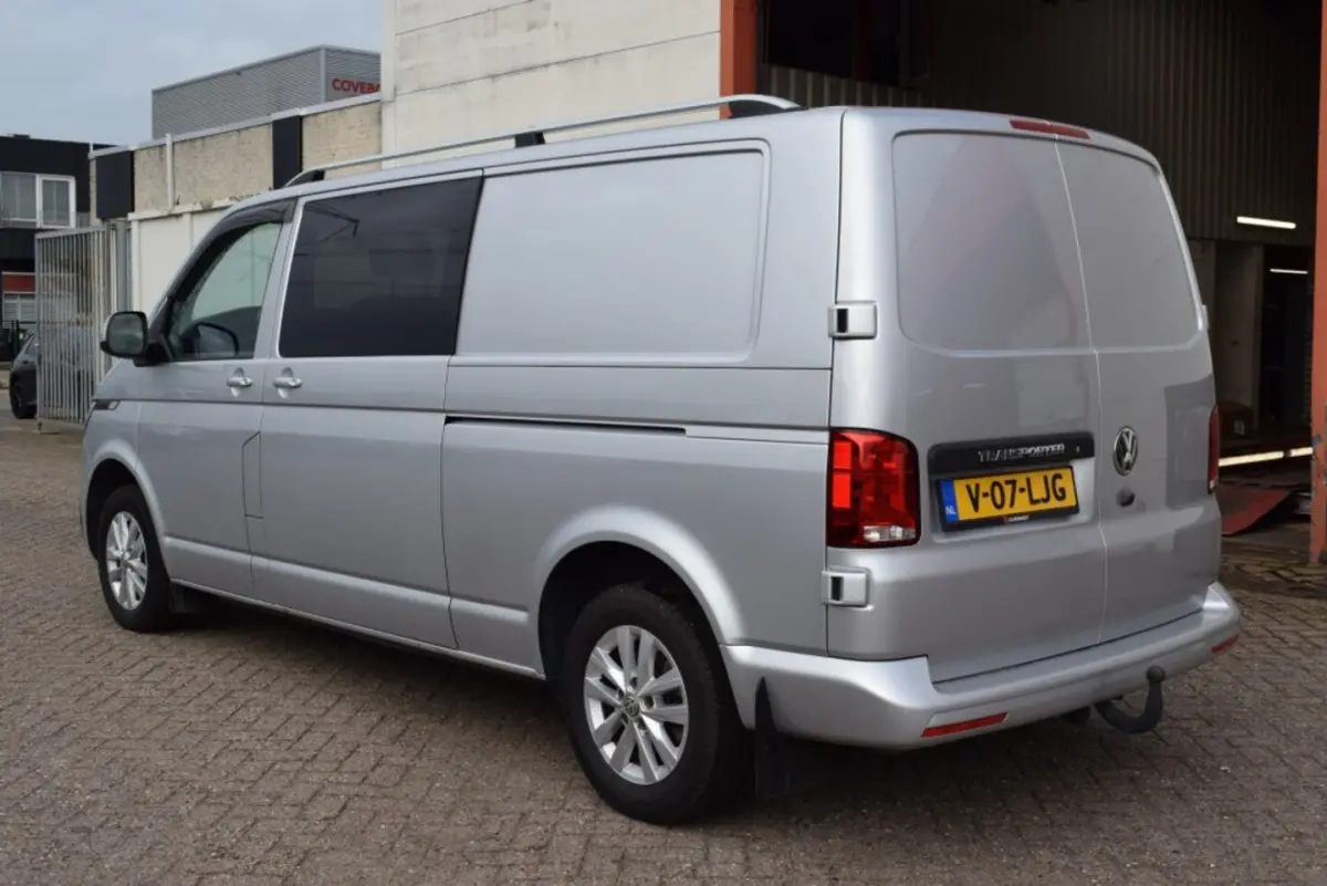 T6.1 2.0 TDI 150 PK L2H1 DC DUBBEL CABINE | AUTOMAAT | ZEER NETTE STAAT