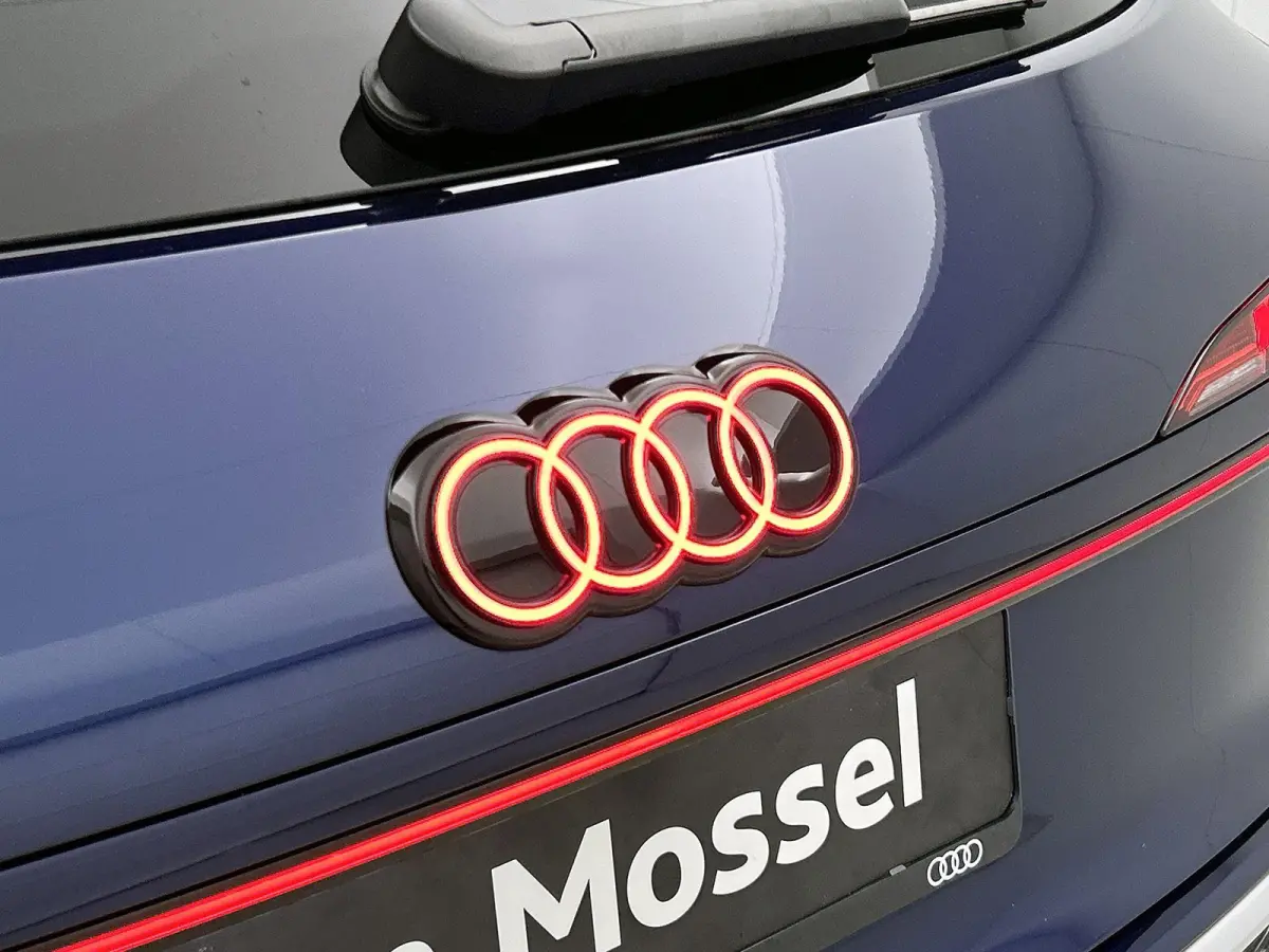 1.5 200kW e-hybrid S edition 272 PK | S line | Navigatiesysteem | Achteruitrijcamera | Adaptieve cruise controle | Tech plus | Stoelverwarming | Privacy glas | Audi drive select | LED achter