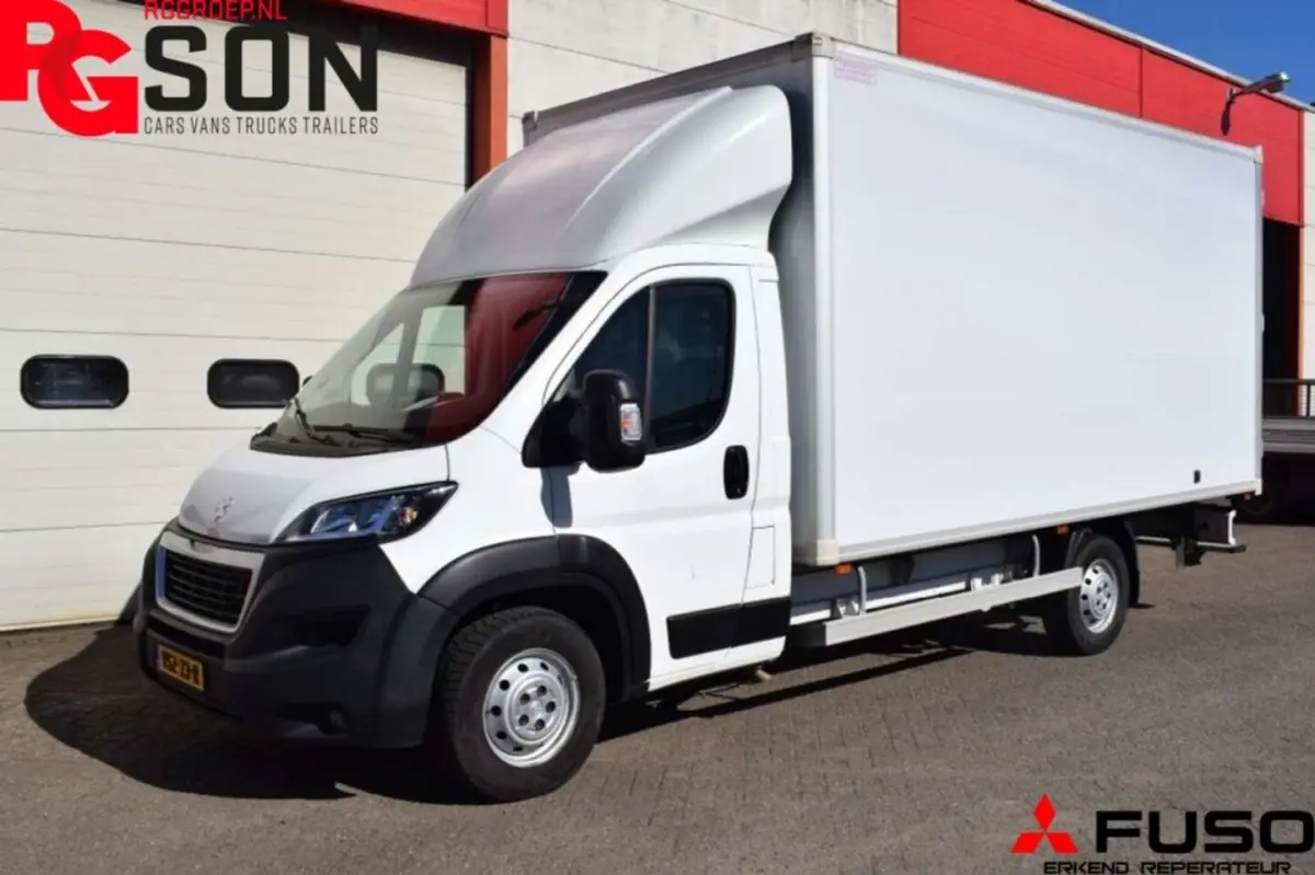 335 2.2 HDI L4 BAKWAGEN DAKSPOILER NAVI DAB CRUISE