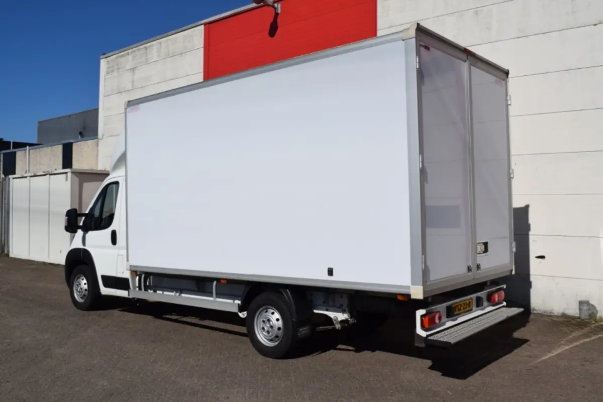 335 2.2 HDI L4 BAKWAGEN DAKSPOILER NAVI DAB CRUISE