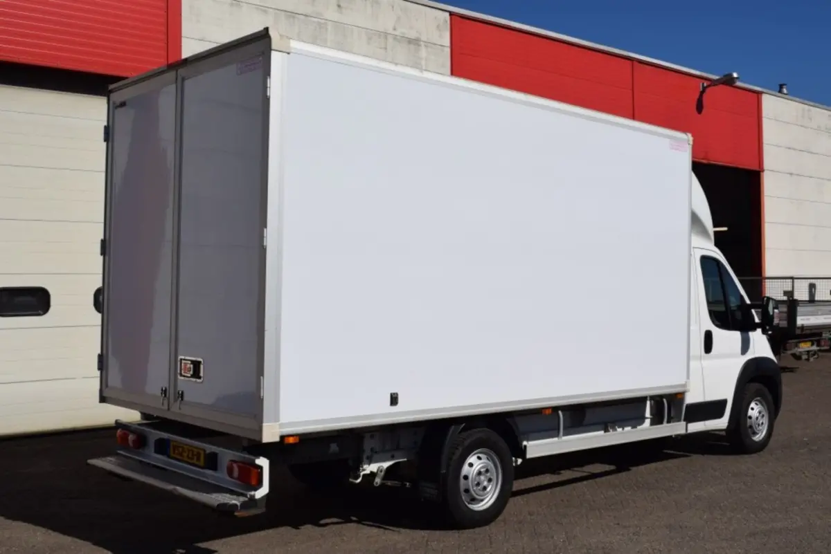 335 2.2 HDI L4 BAKWAGEN DAKSPOILER NAVI DAB CRUISE