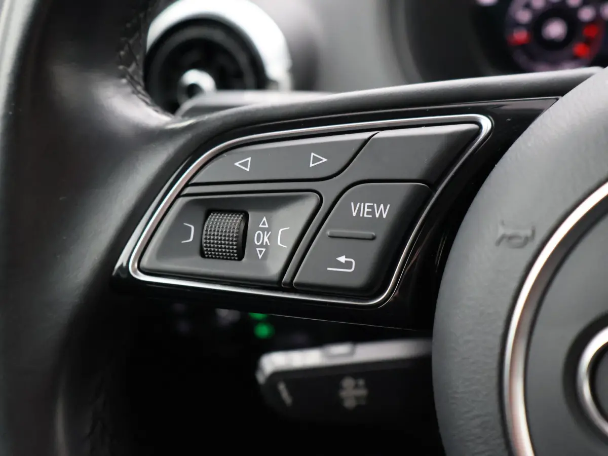 35 TFSI 1.5T 4-CIL. 150 PK + DIGITALE COCKPIT TREKHAAK | CAMERA | CARPLAY | 18 INCH