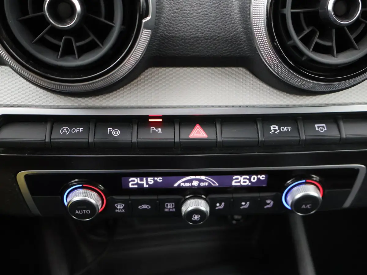 35 TFSI 1.5T 4-CIL. 150 PK + DIGITALE COCKPIT TREKHAAK | CAMERA | CARPLAY | 18 INCH