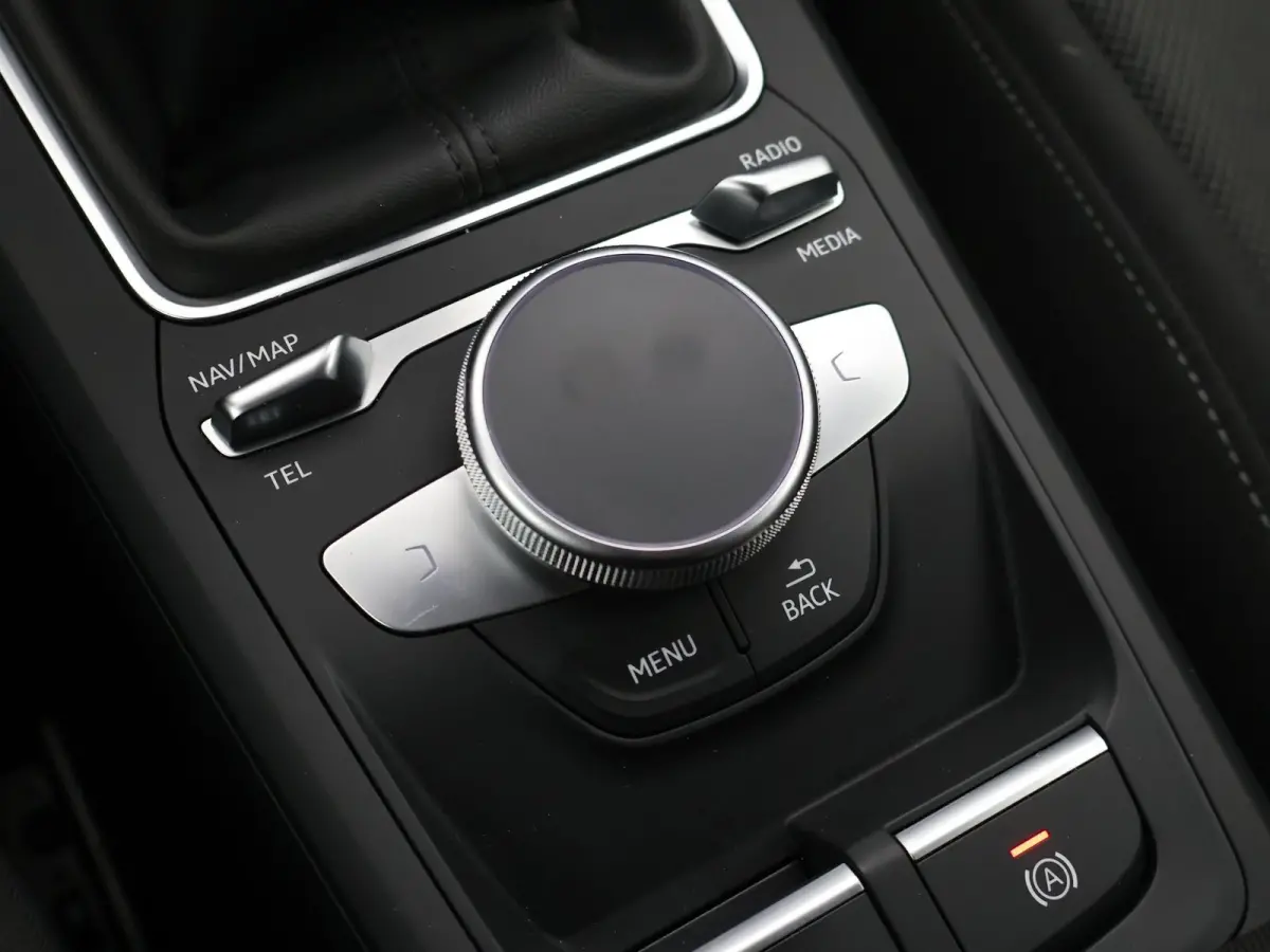 35 TFSI 1.5T 4-CIL. 150 PK + DIGITALE COCKPIT TREKHAAK | CAMERA | CARPLAY | 18 INCH