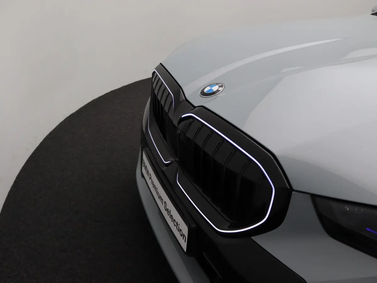 540d xDrive M Sportpakket Pro | Innovation Pack | Driving Assist Prof | Harman-Kardon | Panoramadak | 20"