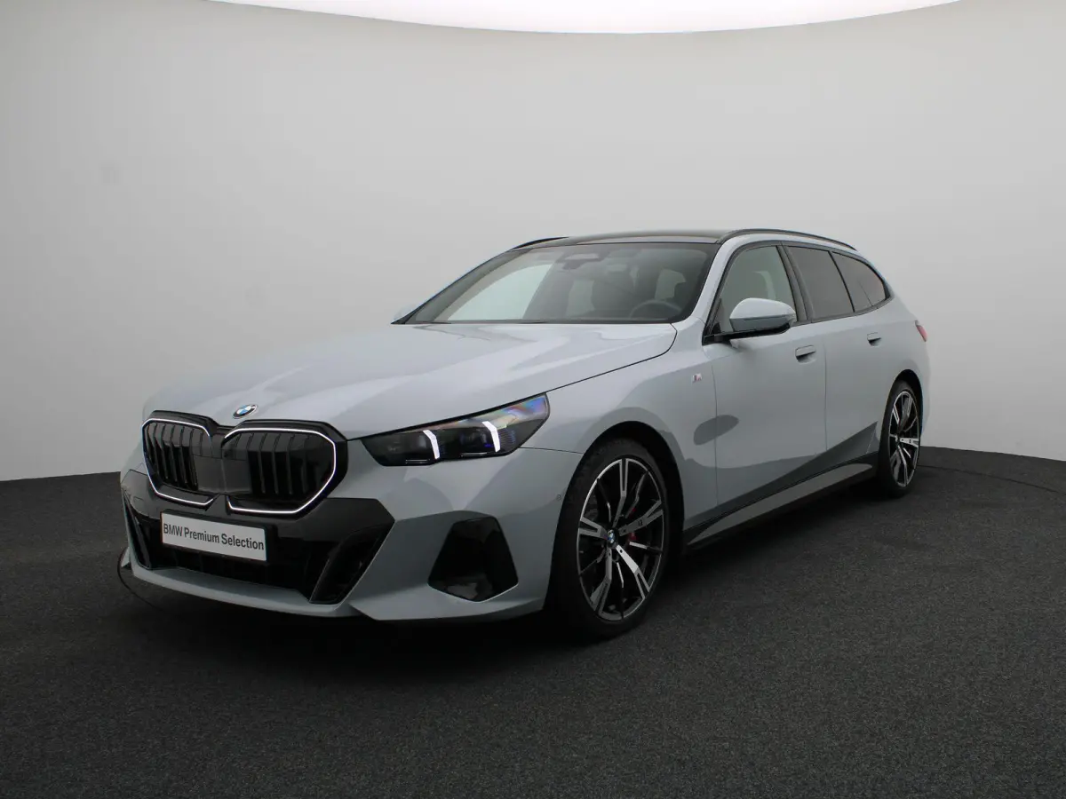 540d xDrive M Sportpakket Pro | Innovation Pack | Driving Assist Prof | Harman-Kardon | Panoramadak | 20"