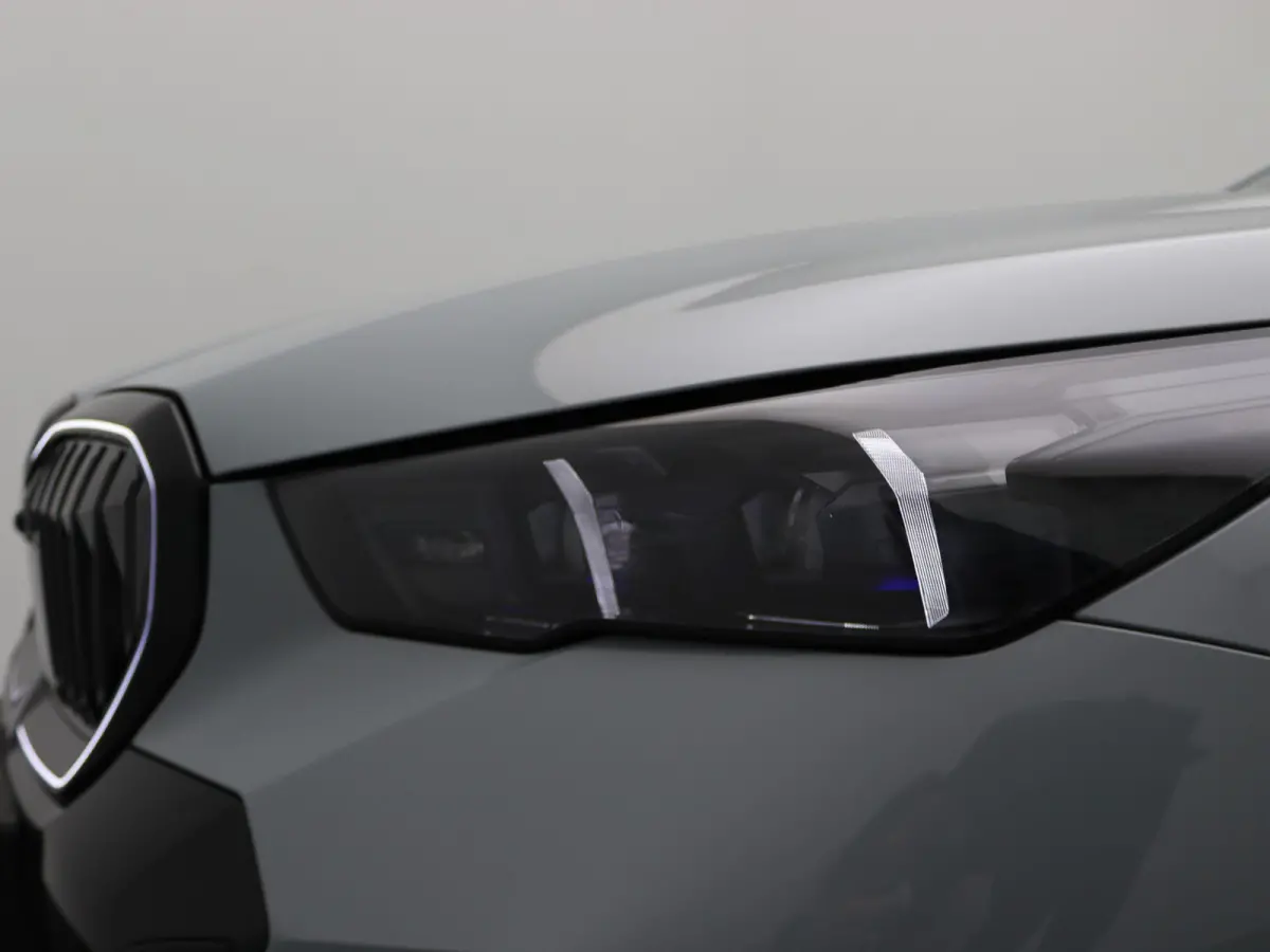 540d xDrive M Sportpakket Pro | Innovation Pack | Driving Assist Prof | Harman-Kardon | Panoramadak | 20"