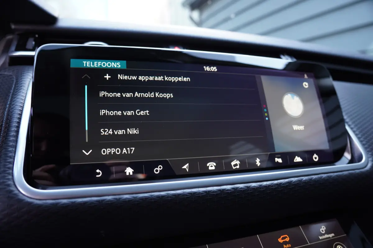 3.0 V6 SC AWD R-Dynamic - PANODAK - LEDER - LUCHTVERING - CARPLAY -