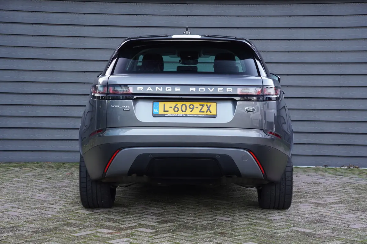 3.0 V6 SC AWD R-Dynamic - PANODAK - LEDER - LUCHTVERING - CARPLAY -