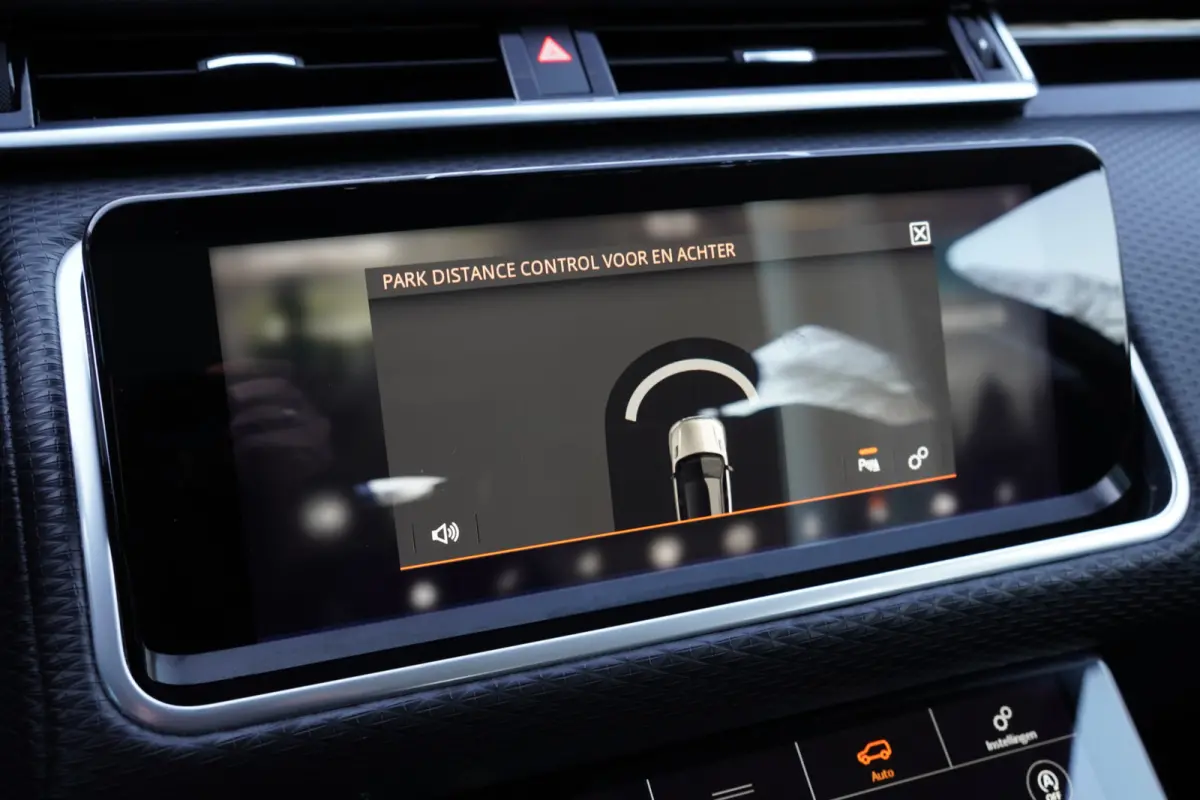 3.0 V6 SC AWD R-Dynamic - PANODAK - LEDER - LUCHTVERING - CARPLAY -