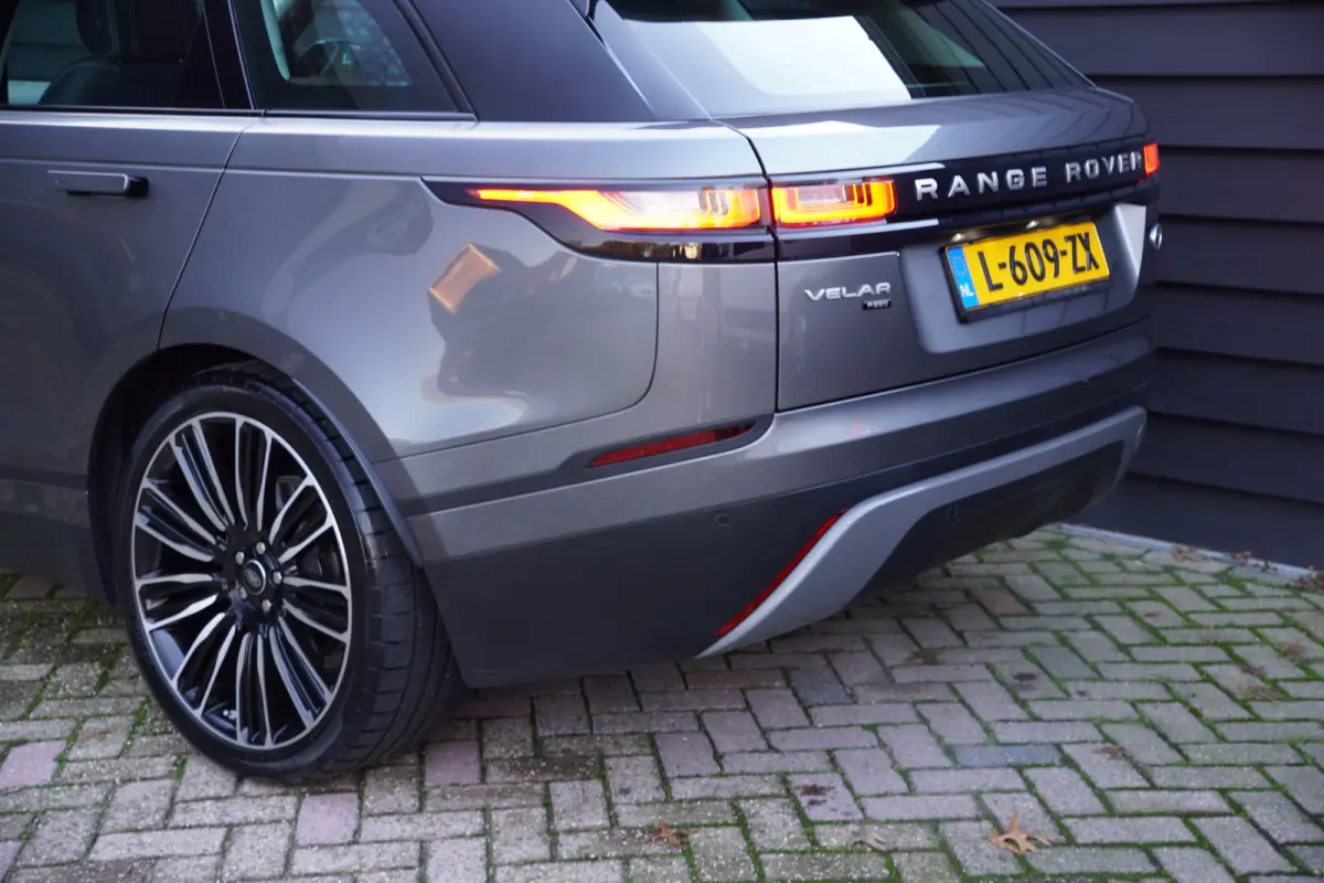 3.0 V6 SC AWD R-Dynamic - PANODAK - LEDER - LUCHTVERING - CARPLAY -