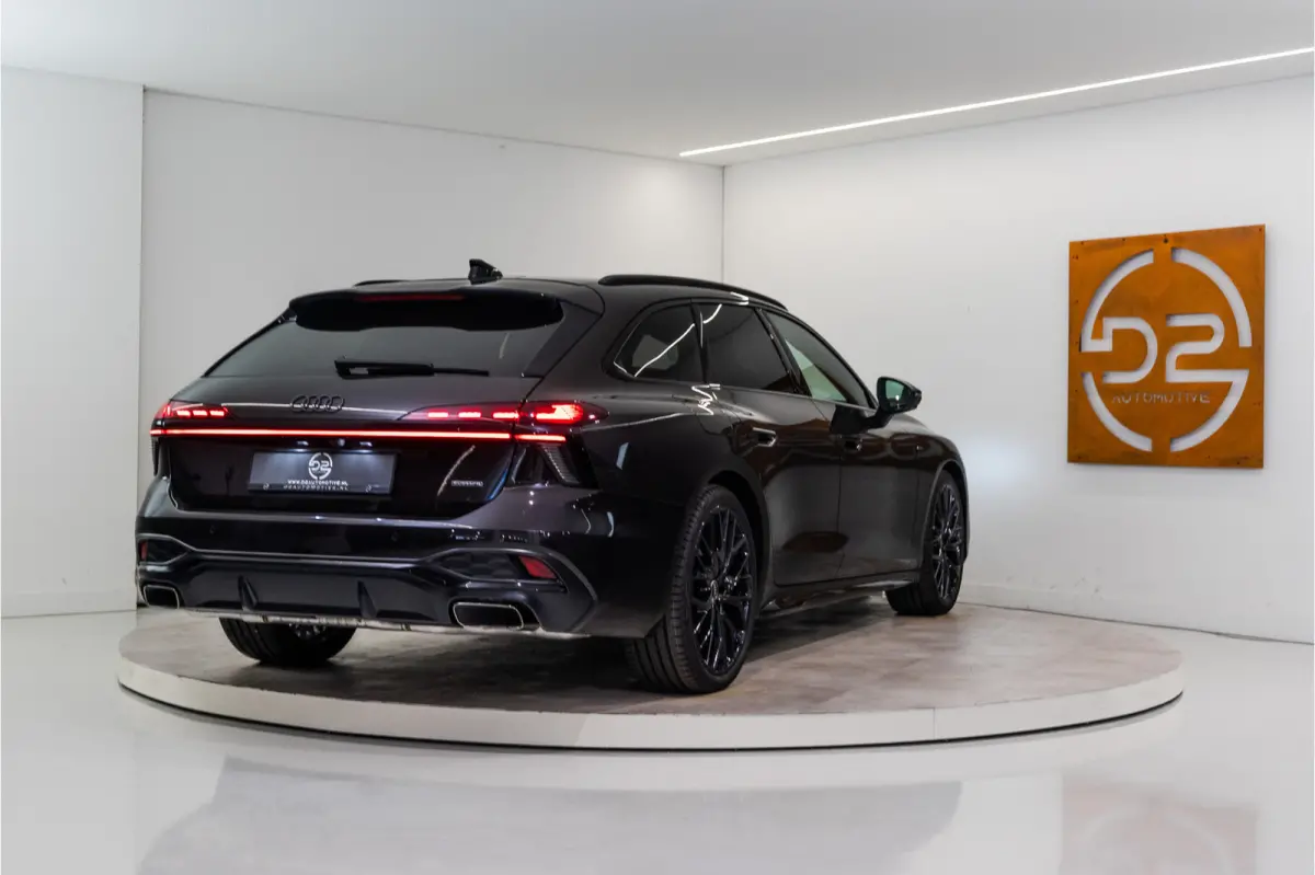 C9 e-hybrid 270KW Quattro S Edition Competition 367PK | Madeira Brown Pearl | Tech Pro | B&O | Lucht | Trekhaak | 5 jaar Fabrieksgarantie
