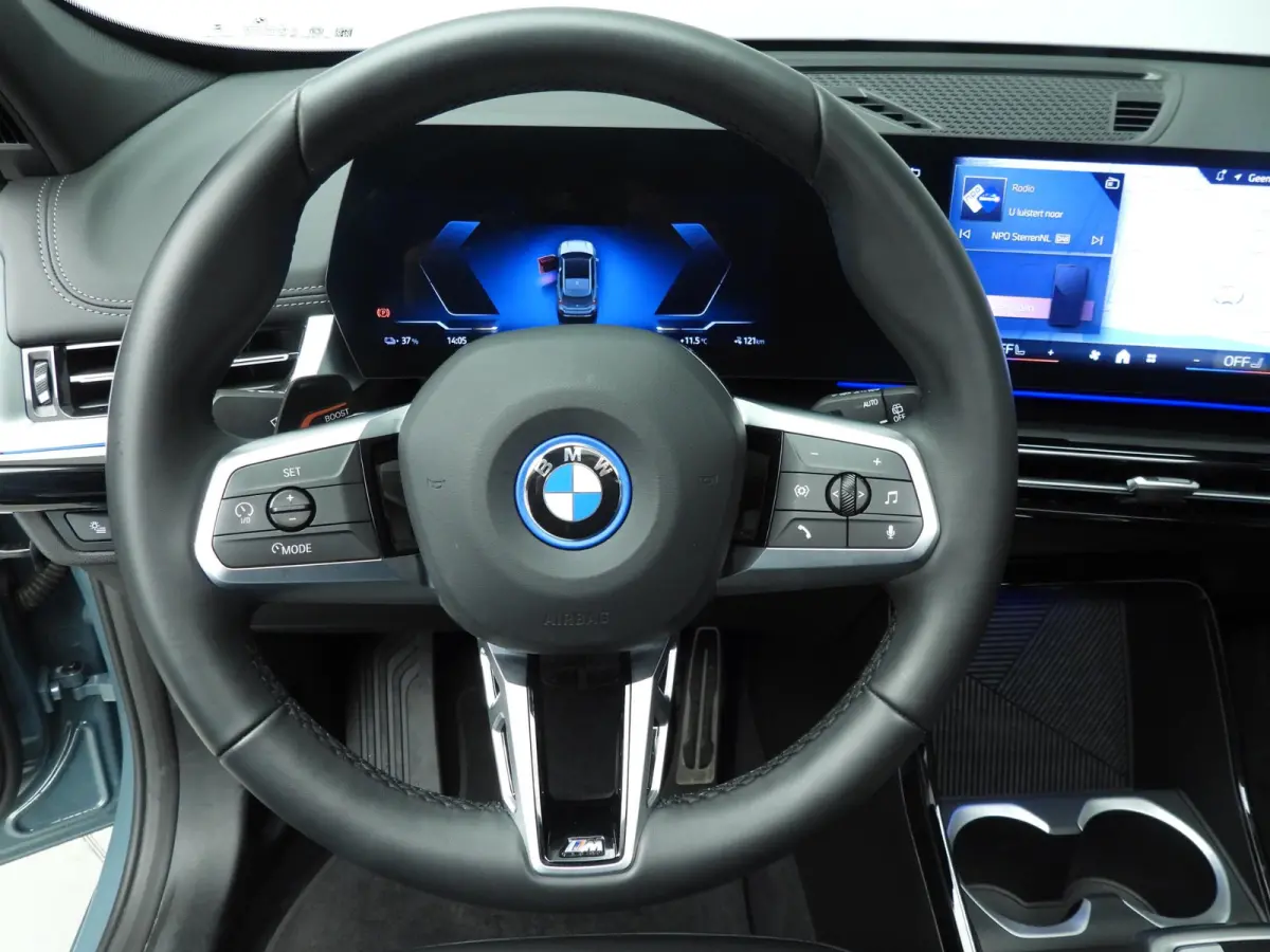 xDrive30 | M-Sportpakket | LED | Leder | Navigatie | Panoramadak | Stoelverwarming | DAB | Alu 19 inch