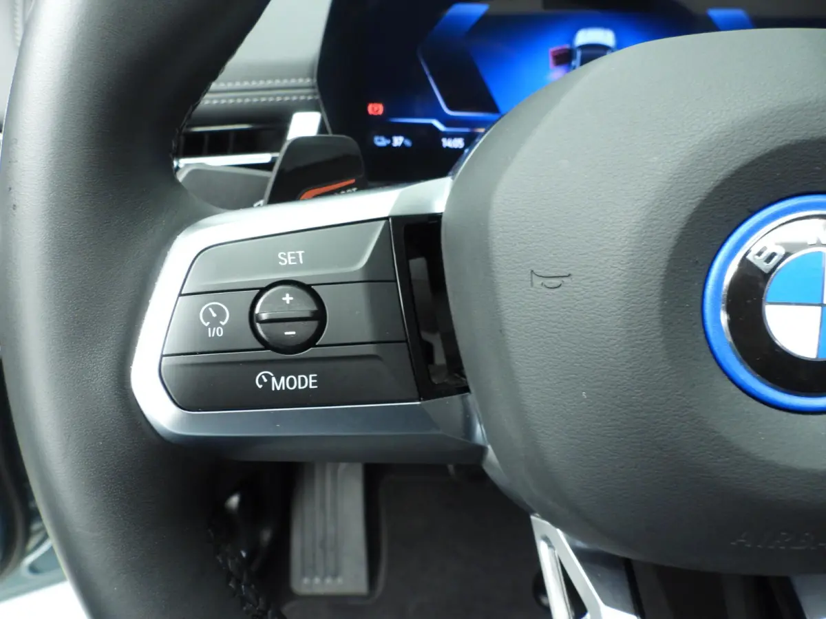 xDrive30 | M-Sportpakket | LED | Leder | Navigatie | Panoramadak | Stoelverwarming | DAB | Alu 19 inch