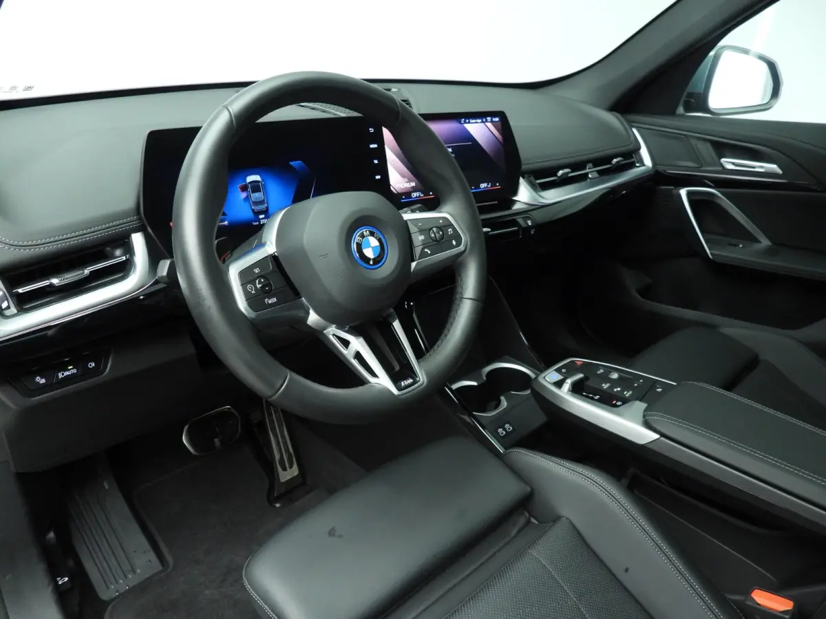 xDrive30 | M-Sportpakket | LED | Leder | Navigatie | Panoramadak | Stoelverwarming | DAB | Alu 19 inch