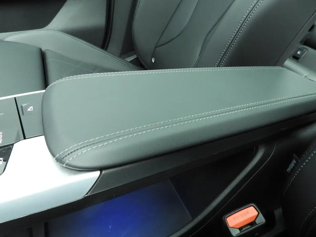 xDrive30 | M-Sportpakket | LED | Leder | Navigatie | Panoramadak | Stoelverwarming | DAB | Alu 19 inch